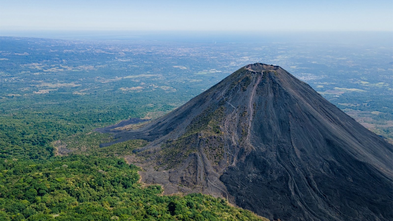 Volcán de Izalco en El Salvador