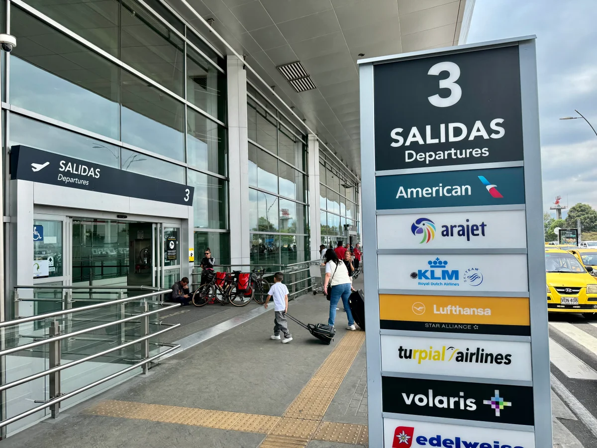 Departures entrance at El Salvador International Airport